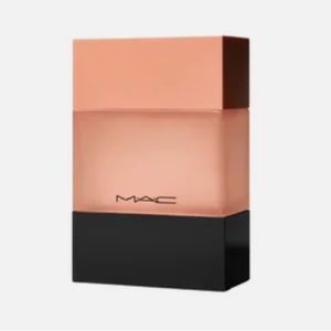 MAC Cosmetics Crème D'Nude Shadescent